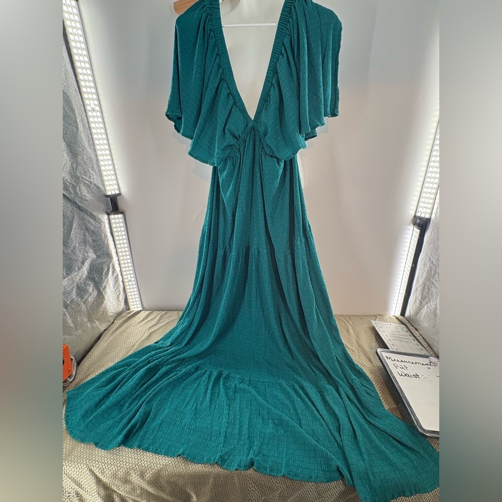 NWT Sunnow Teal Maxi Dress with Deep V and Flutter Sleeves Smocked Size M